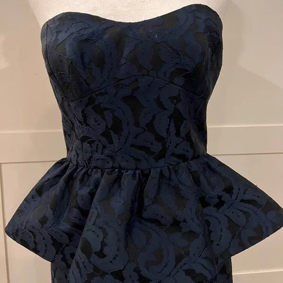 ABS navy brocade peplum dress - Picture 2 of 4